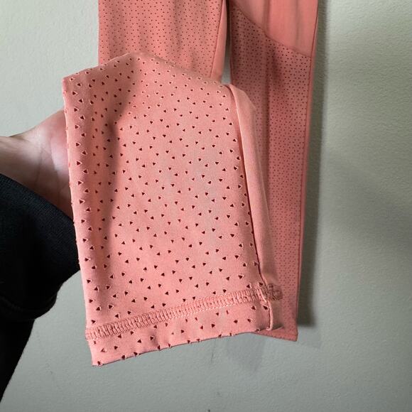buffbunny | peach lazer cut high waisted perforated women's leggings sz M - Picture 3 of 8